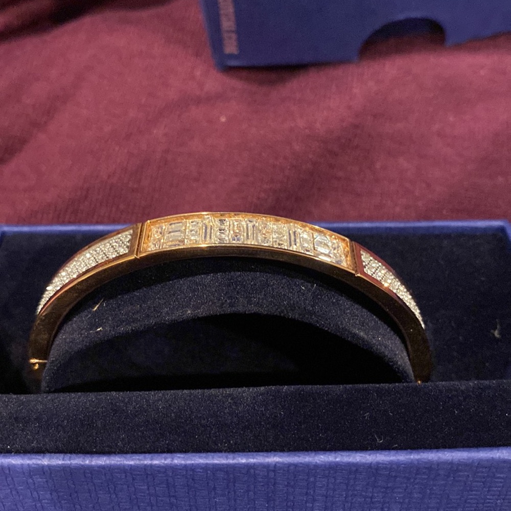 Swarovski Bangle - Picture 2 of 6